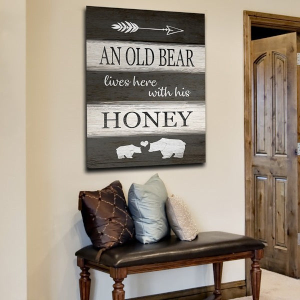 An Old Bear Lives Here Premium Canvas
