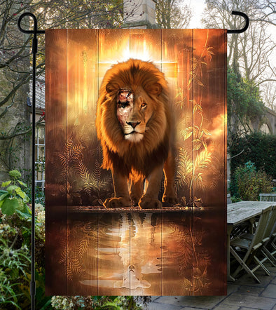 Jesus And Lion With Lamb Garden Flag